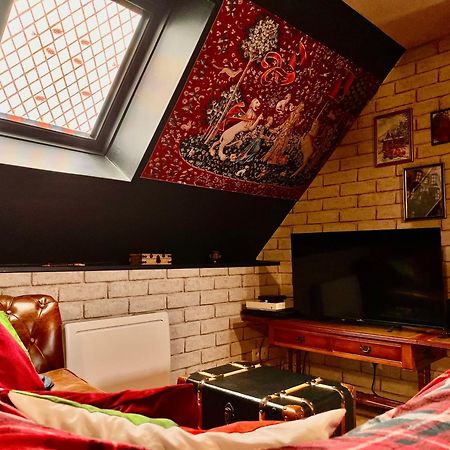 Le Gite Du Sorcier 89 Avallon Dış mekan fotoğraf